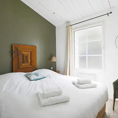 Holiday home Coquette Maison Mitoyenne De Pour 4 Sainte-Marie-de-Re